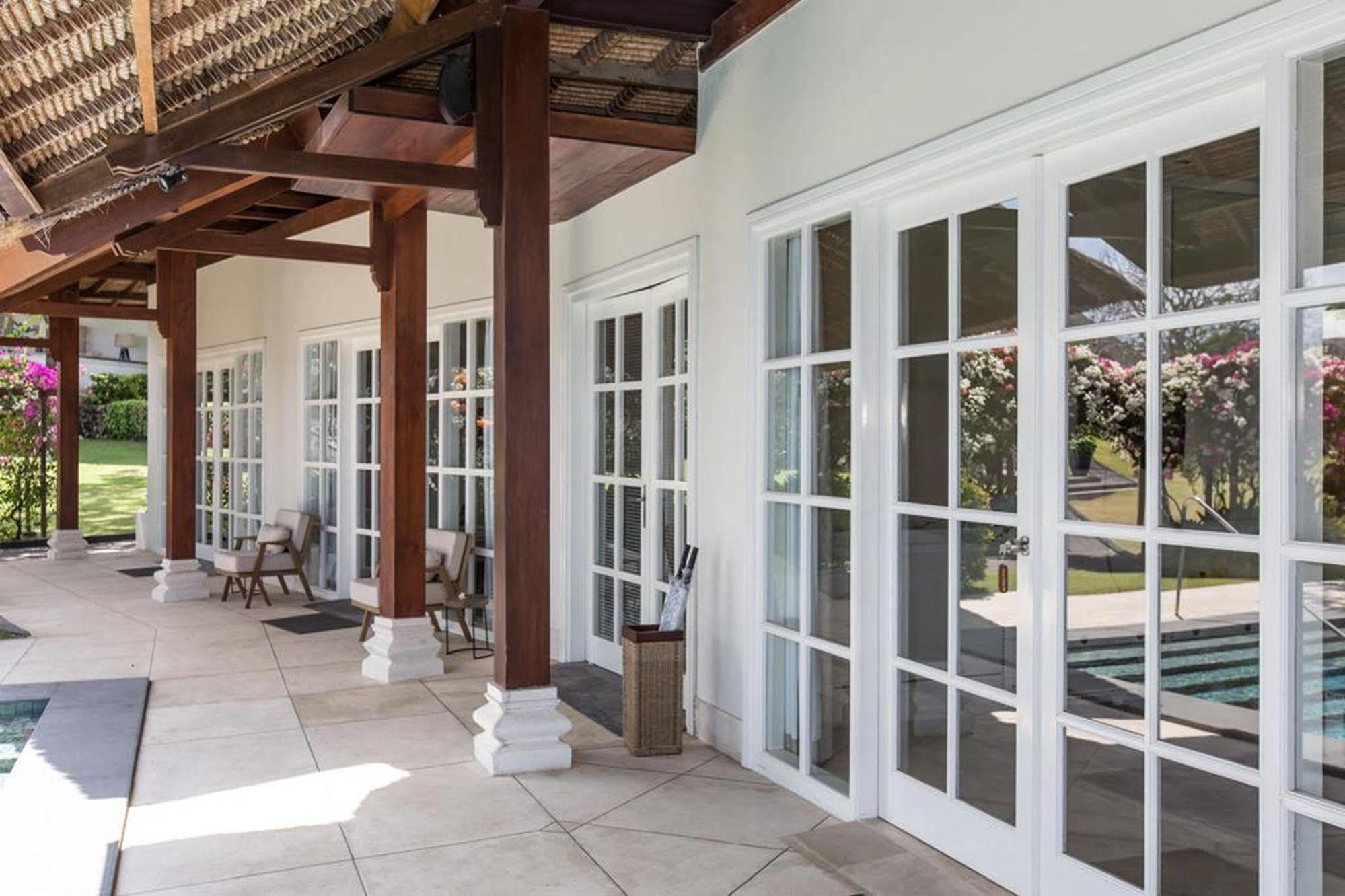 Villa Karang Putih อูงาซัน ภายนอก รูปภาพ