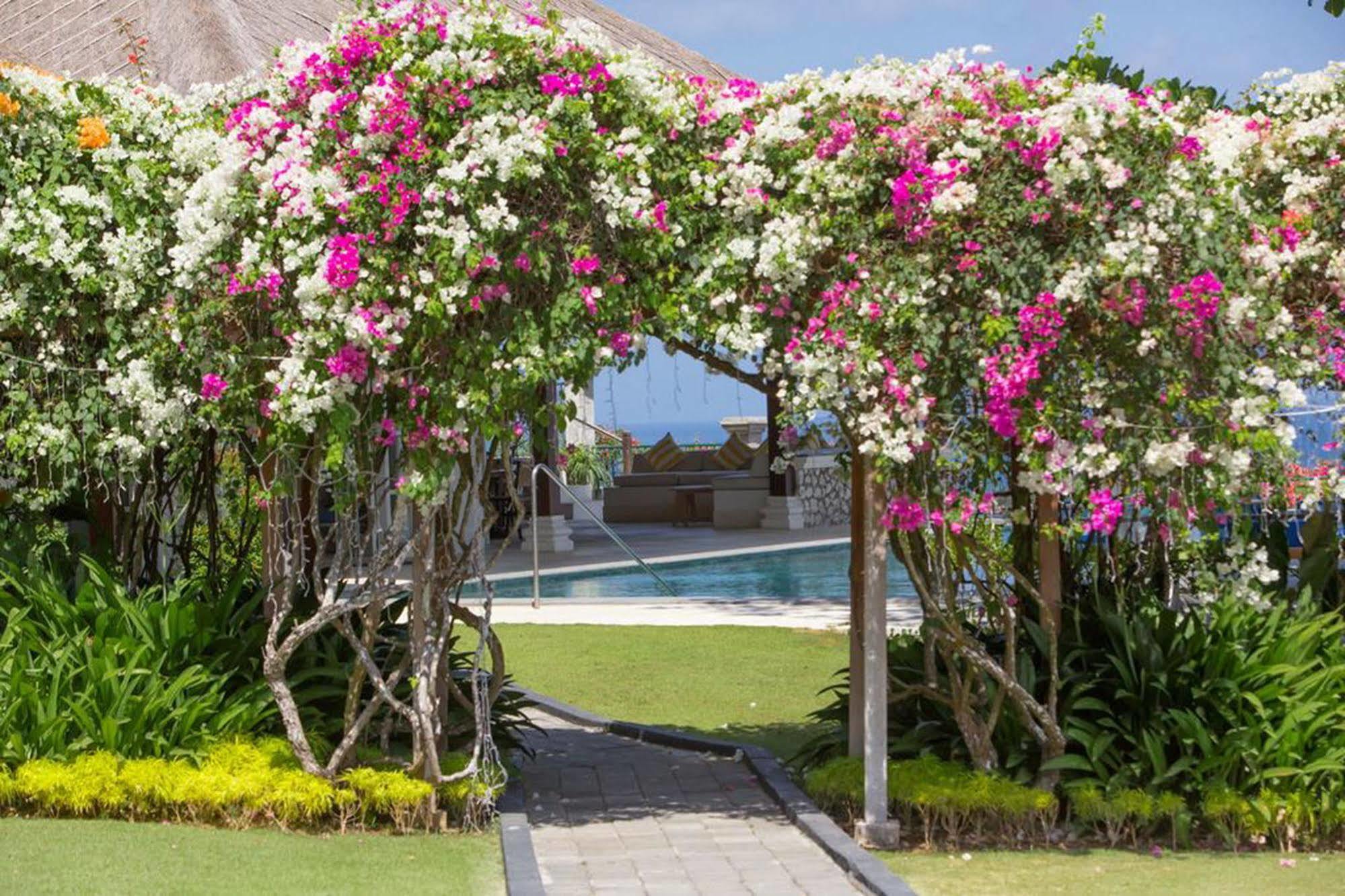 Villa Karang Putih อูงาซัน ภายนอก รูปภาพ