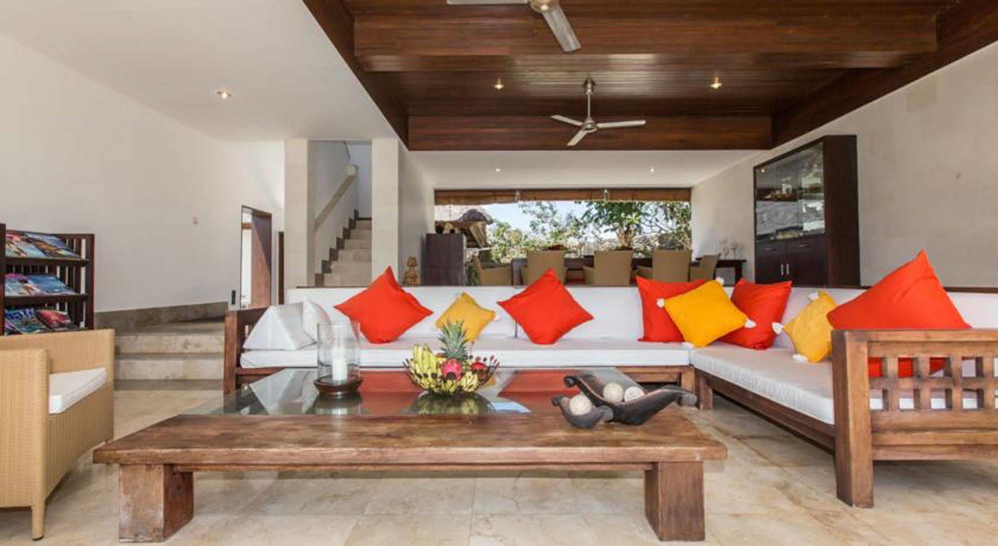 Villa Karang Putih อูงาซัน ภายนอก รูปภาพ