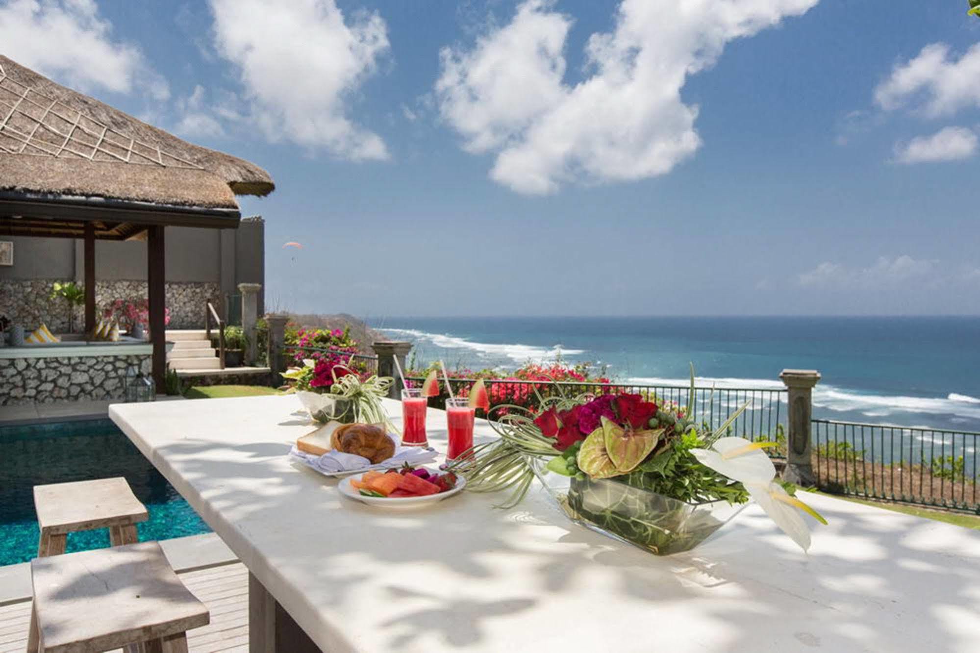 Villa Karang Putih อูงาซัน ภายนอก รูปภาพ